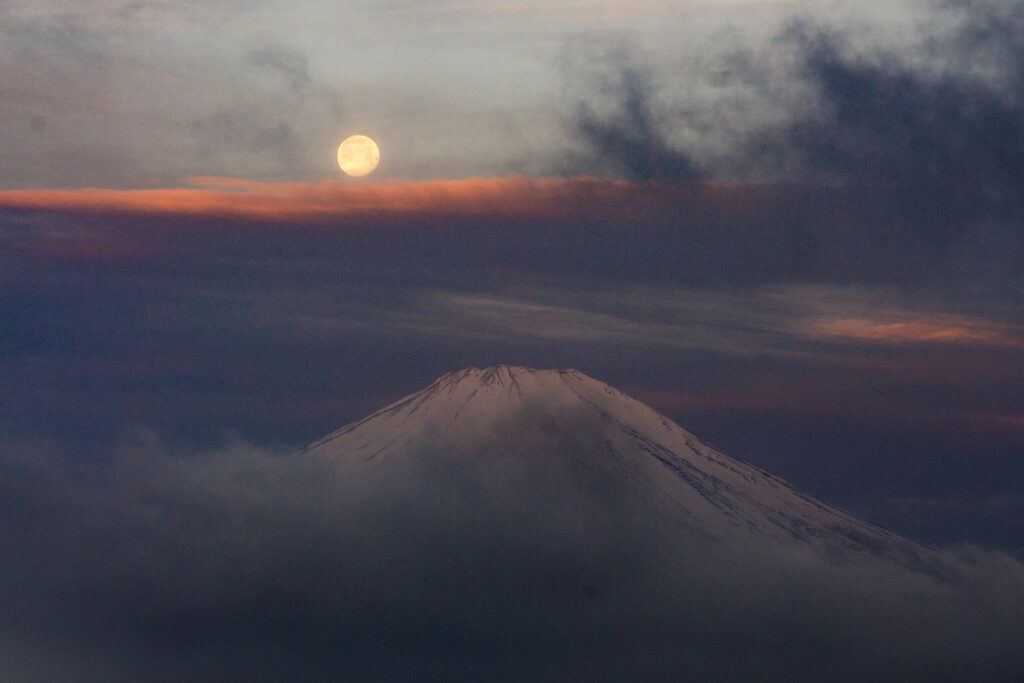 大野山山頂からのパール富士