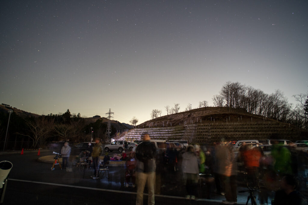 県立つぶらの公園での星を見る会