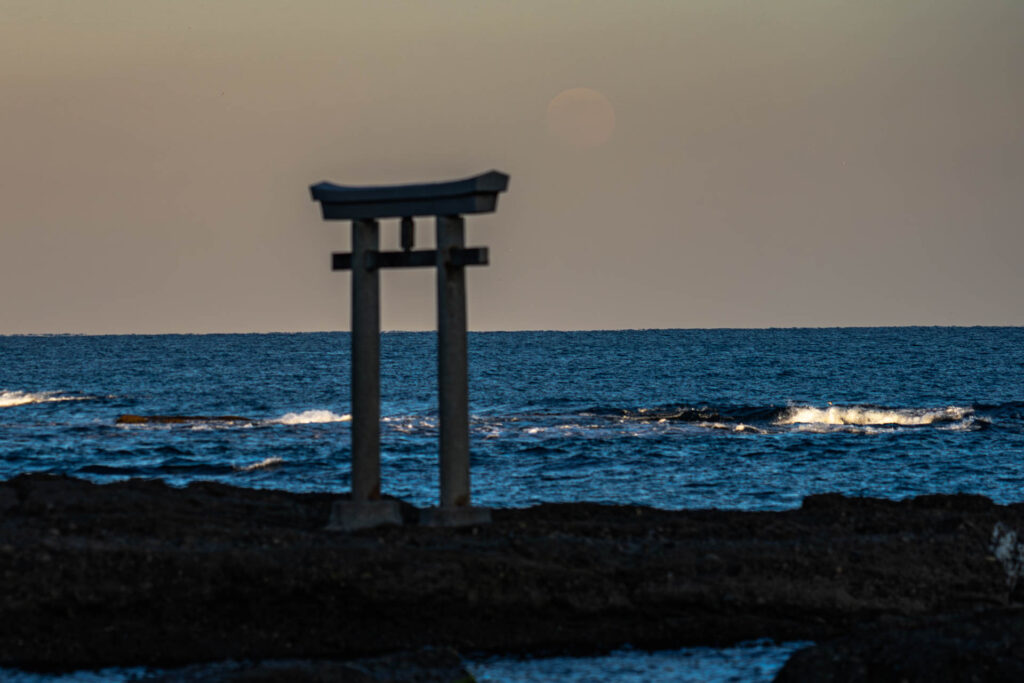 お月様みっけ